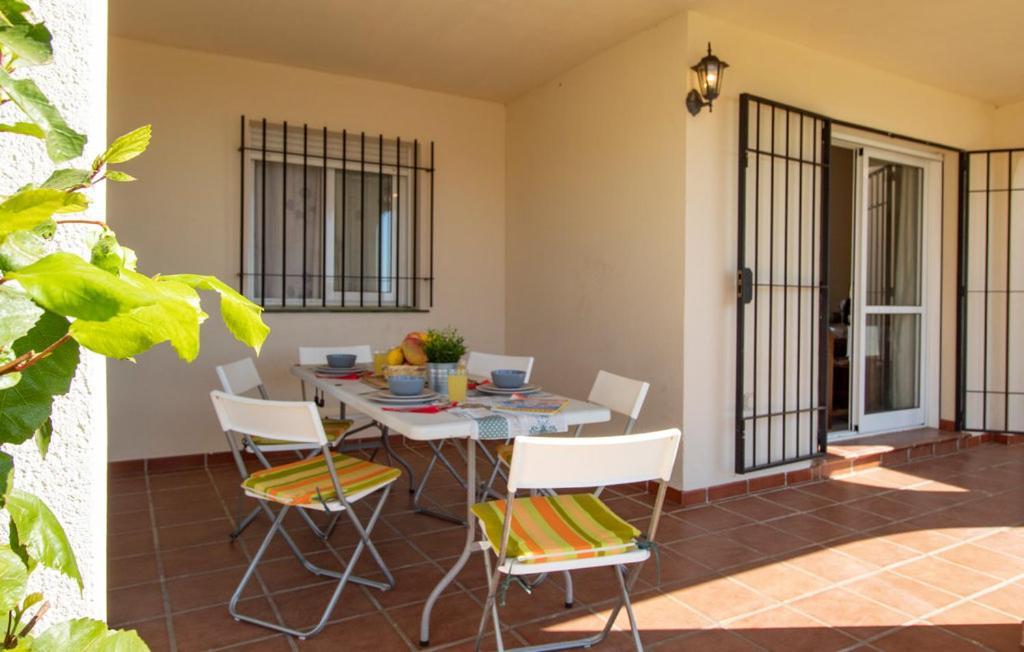 Ferienwohnung Apartamento En Torrox: 2 Dormitorio Wifi Y Piscina Exterior foto